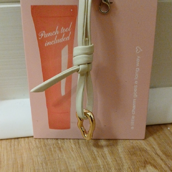 Charm/Keychain Accessory Trio - Picture 8 of 9